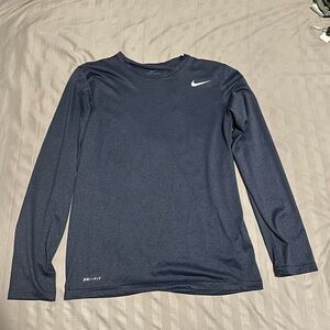NAVY BLUE Nike long sleeve athletic t-shirt